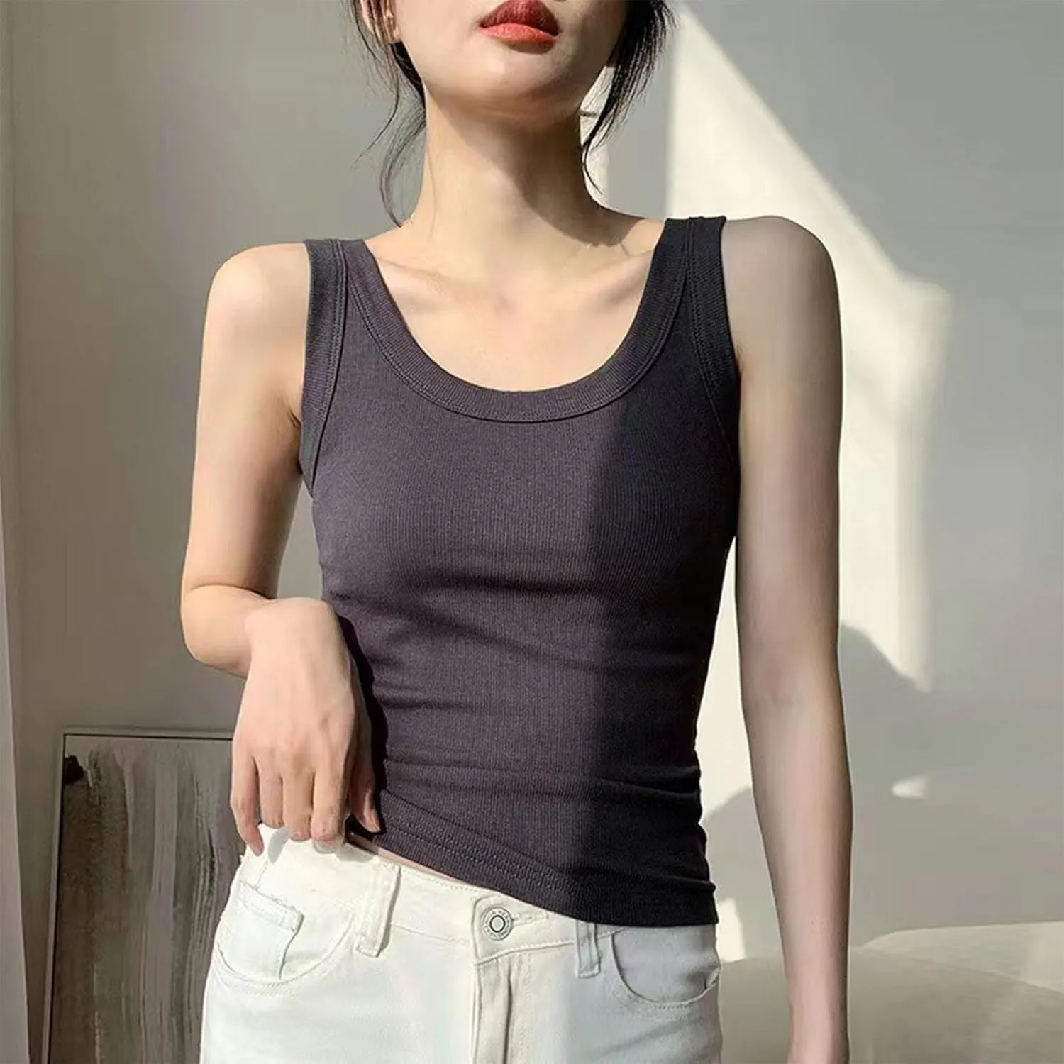 Crop Tank Tops for Women Scoop Neck Ribbed Knit Slim Fit Basic Tees Summer Going Out Top Teen Girls Sleeveless Shirt