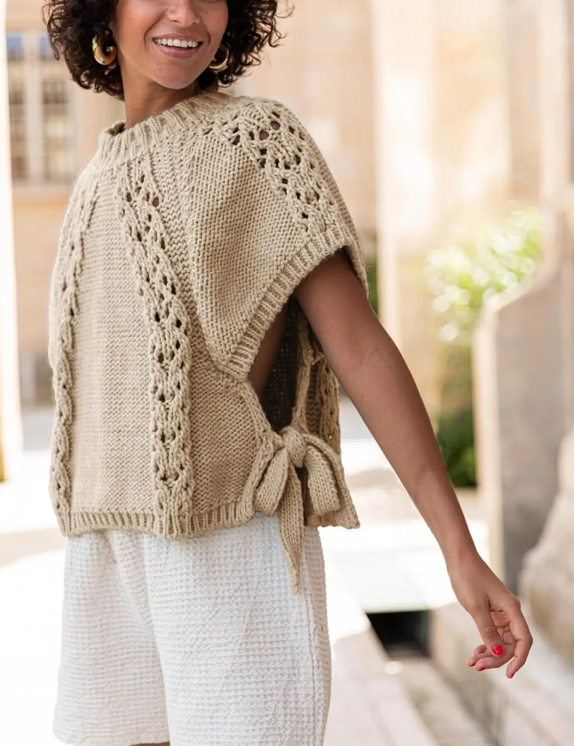 Knitted Tops Short Sleeve Sweater for Women Lace Up Crew Neck Crochet Tops Hollow Out Pullover Shirts