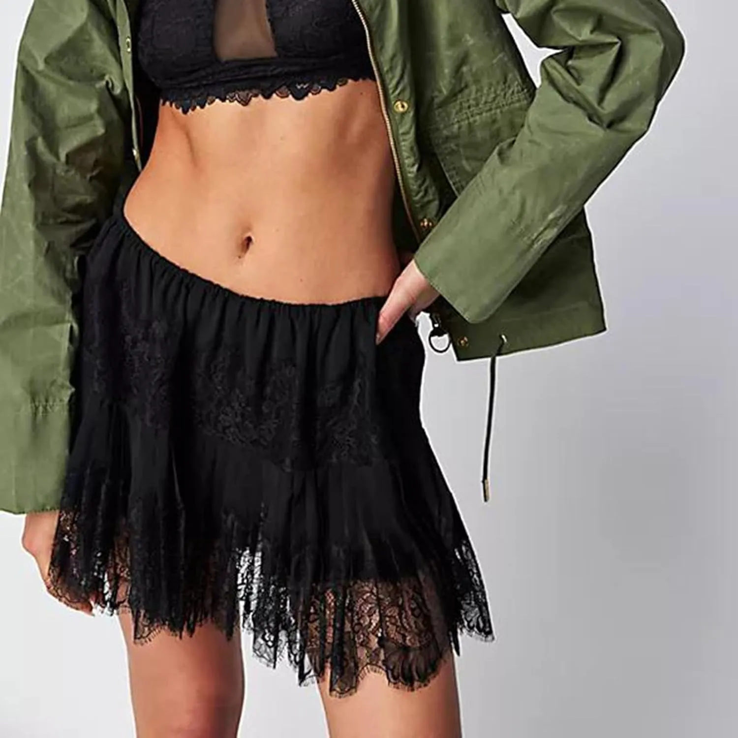 Women Lace Mini Skirt Y2k Ruffle Low Waist Half Slip Skirt Layered Pleated Flowy Short Skirt Streetwear